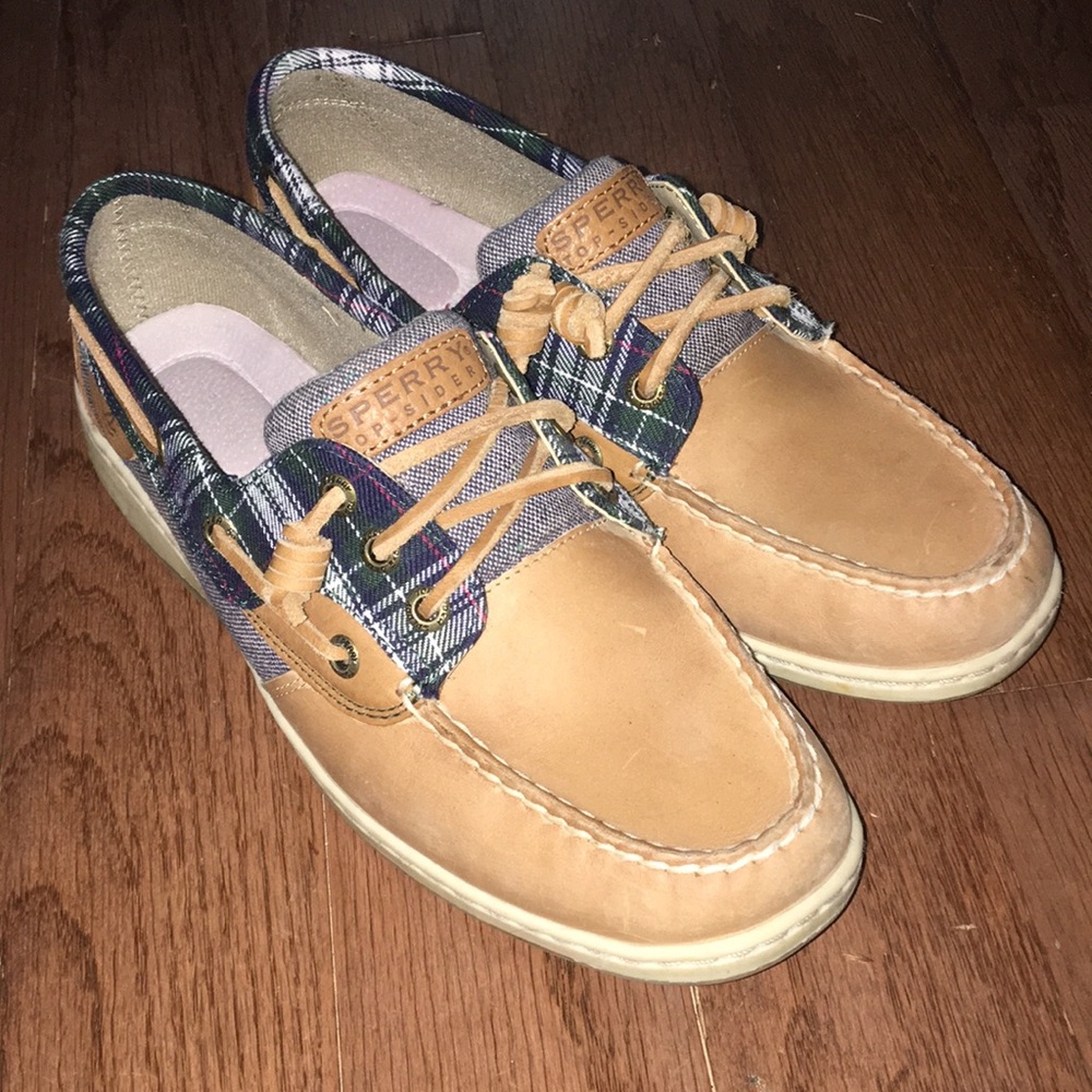 sperry topsiders with plaid detail